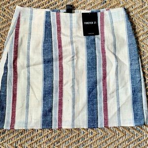 Forever 21 size small skirt.